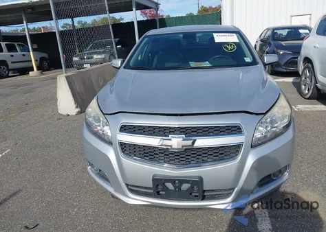 2013 Chevrolet Malibu Eco Premium Audio z USA, uszkodzony, nr VIN 1G11F5RR4DF107744